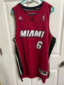 Authentic LeBRON JAMES Miami Heat Jersey Large 44 adidas Alternate Swingman - Picture 1 of 6
