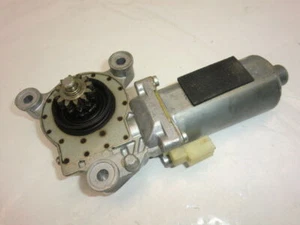 Volvo 850 GLT Fensterhebermotor VL Motor 186447000 0130821604 B3B6116 6118 - Bild 1 von 3