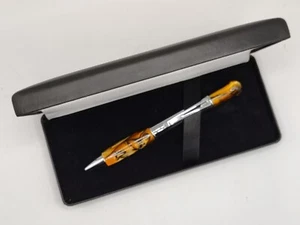 Wurzelholz McKinney Kugelschreiber mit Display/Tragetasche - nie benutzt - Bild 1 von 4