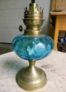 Antike Lampe H 25 cm mit Glas und Docht Metall Messing - Picture 1 of 1