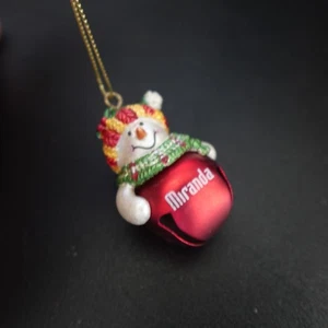 Miranda Adorno de Navidad Personalizado Campana Roja Muñeco de Nieve Nombre Kidcore Y2K Regalo - Imagen 1 de 6