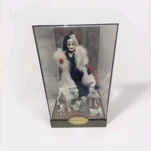 Disney Fairytale Designer Cruella De Vil and Dalmatian’ Limited Edition Doll Set - Picture 1 of 14