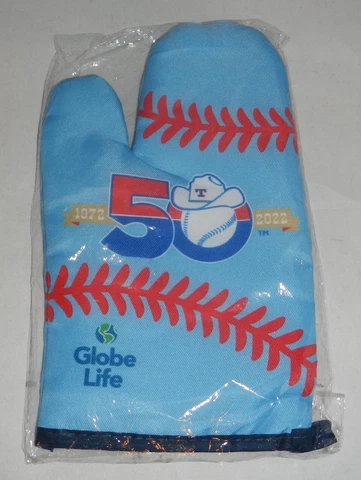 NEW Texas Rangers MLB Baseball 50th Anniversary Oven Mitt Glove Globe Life Park Cover