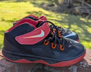 Nike LeBron Zoom Soldier VIII 2014 Youth Size 2Y Black/Red GS - Good Condition - Picture 1 of 12