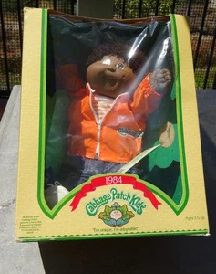 Rare Vintage 1984 Cabbage Patch Doll African American Boy Mint in Box - Never played - Bild 1 von 6