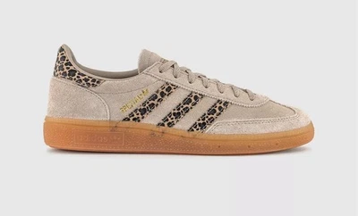 adidas Handball Spezial Wonder Beige Leopard Sandstone Gum KJ3661 - Image 1 of 4