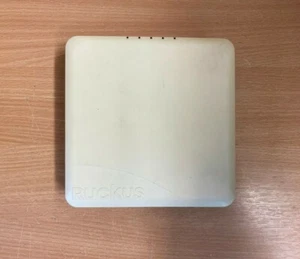 Access Point Ruckus R500 con piastra posteriore rotta Ruckus 901-R500-WW00 (IVA inclusa) - Foto 1 di 15