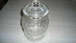 BARATTOLO COPERTO VINTAGE GRANDE VETRO PRESSATO CANISTER IN RILIEVO - Foto 1 di 4