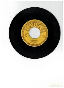Carl Perkins ROCK A BILLY 45 (SUN 287) Glad All Over/Lend Me Your Comb - Imagen 1 de 2