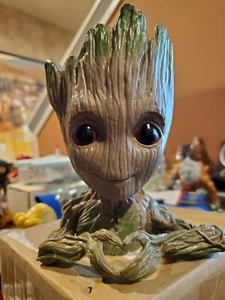 Baby Groot Flower Pot Planter Succulent Heart Guardians Of The Galaxy  - New - Picture 1 of 2