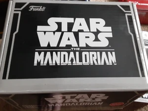 STAR WARS MANDALORIAN FUNKO COLLECTOR BOX GAMESTOP EXCLUSIVE COMPLETE - Picture 1 of 4