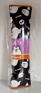 HTF Halloween Skull Pusheen Box Cat Kit Esclusivo Boosheen Pet Food Tovaglietta - Foto 1 di 10
