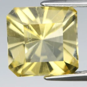 💎 Scapolite gialla naturale ottagonale 2,68 ct 8,3 x 8,5 mm VS - gemma Tanzania - Foto 1 di 4