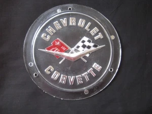 Corvette C1 1958-60 emblema delantero/trasero y bisel - Nuevo de Lote Antiguo Piezas Originales GM - PRÍSTINO - Imagen 1 de 9