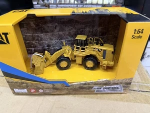 DM 1/64 Cat 988H Wheel Loader Diecast Model Collection Toy Gift #84654 - Picture 1 of 5