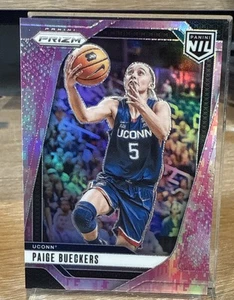 Paige Bueckers 2024-25 Panini UConn Baloncesto Colegial Camuflaje Prizm No. 10 - Imagen 1 de 2