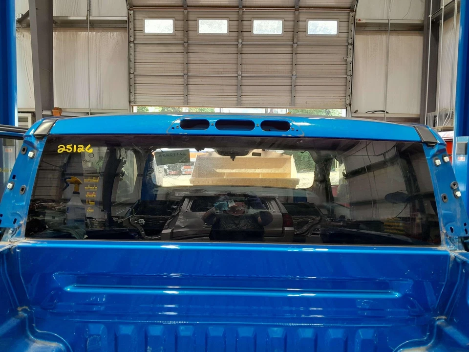 Conjunto de vidrio trasero fijo Ford Maverick 22-24 genuino OEM NZ6Z6042006C Foto 1 de 1