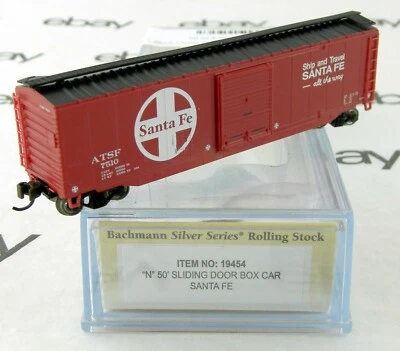 N Scale 50' Sliding Door Box Car - Santa Fe #7510 - Bachmann #19454 - Image 1 of 2