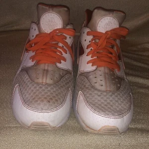 Nike Air Damen Sneaker Schuhe Größe 10,5 sehr guter Zustand - Bild 1 von 5