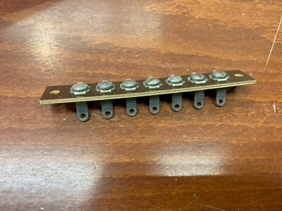 5-PCS Cinch 17-7 Terminal Strip 7 Position Screw Feed-Through Solder Lugs - Image 1 of 4