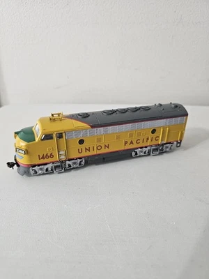 Model Power Union Pacific #1466 HO Scale Diesel Locomotive - Image 1 of 4