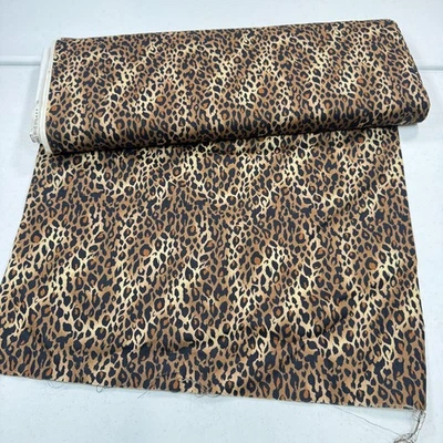 elección tela acolchado algodón marrón selva por ahí animal print 42x360 10 años Foto 1 de 4