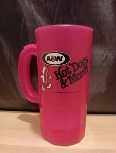 Taza de plástico rosa vintage 1990 A&W Hot Dogs & More Super 22 barras de aperitivos de carrusel - Imagen 1 de 14