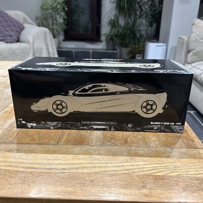 Дорожный автомобиль Minichamps - 1:18 - McLaren F1  - Изображение 1 из 4