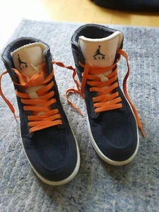 Jordan 1, Mittelhoch, Größe 43 - Bild 1 von 8