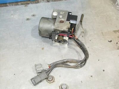 Infiniti I30 1998-1999 3,0 L OEM bomba ABS 98 99 Foto 1 de 4