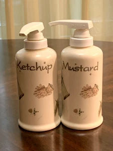 Pfaltzgraff Ketchup Senf Pumpspender Gewürze Naturholz Gartenmuster - Bild 1 von 12