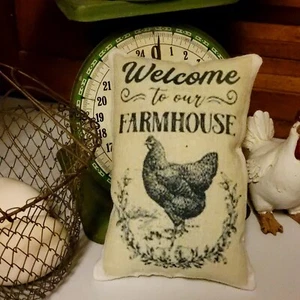 Primitive Welcome To Our Farmhouse Hühner Tuck Kissen Stift/Türaufhänger  - Bild 1 von 1
