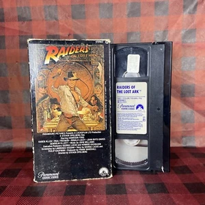 RARE Indiana Jones Raiders of the Lost Ark (VHS, 1983) Harrison Ford HTF Cover - Imagen 1 de 6