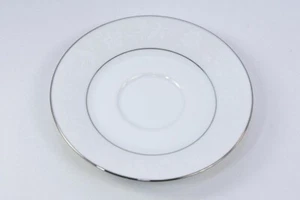 NORITAKE RANIER 6909 SAUCER White Floral Decor Platinum Trim (NJL017245) - Picture 1 of 7