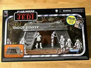 Star Wars Vintage Collection Playset Endor Bunker w/Figure 3.75" - Picture 1 of 2