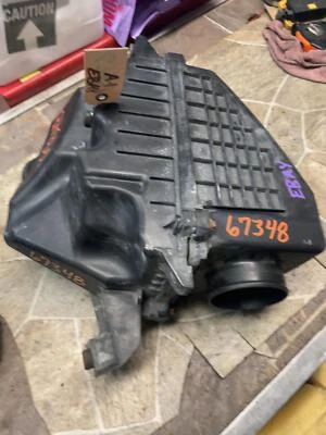 Limpiador de admisión de aire Honda Odyssey 2005-2006 OEM Foto 1 de 4