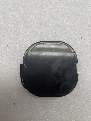 2014 - 2017 Fiat 500L Front Bumper Tow Hook Cover Cap 735550761 OEM - Image 1 of 4