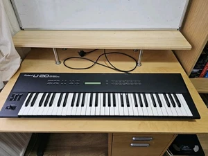 Roland U20 Keyboard - Picture 1 of 12