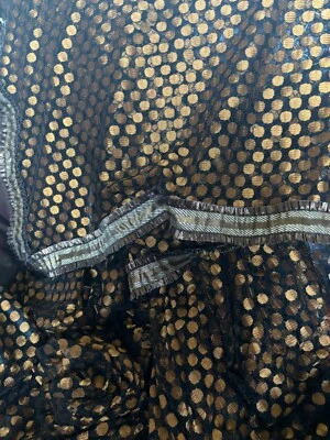 黑色和金色网纱丽。 包括秋季和印花。 一次使用。 — 第 1/4 张图片