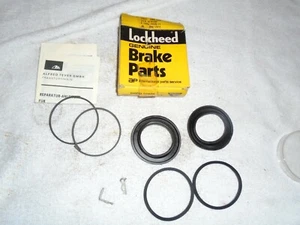 Audi 60L, 75L, 80L, 90 Super, Estate & 100 Lockheed Front Brake Caliper Seal Kit - Picture 1 of 1