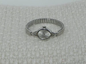 Vintage Helbros Ladies Watch, Non-Working, missing crystal - Picture 1 of 4