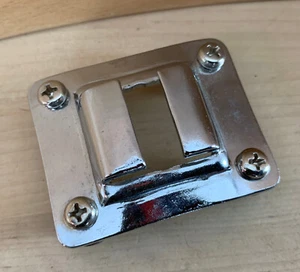 Soporte de montaje con clip deslizante para concierto Tom parte Japón años 70 de colección 1-13/16" x 1-3/8" - Imagen 1 de 5