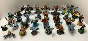 Lot of 30 1/2 Sky Lander Activision Toys & Sky Lander Case - Picture 1 of 11