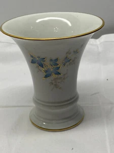FÜRSTENBERG TRICHTER-VASE NUMMERIERT BLUMENDEKOR PORZELLAN WEISS + DEKOR HELLB - Bild 1 von 6