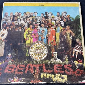 The Beatles "Sgt Pepper's Lonely Hearts Club Band" LP Capitol 1967 Stereo - Picture 1 of 6