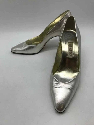 Saltos de salto gatinho Gucci prata tamanho 37 usados - Imagem 1 de 4