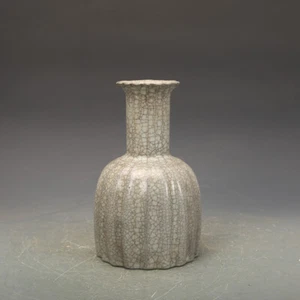 9.4" Collect China Official Ware Porcelain Green Glaze Hacking Fancy Top Vase - Picture 1 of 8