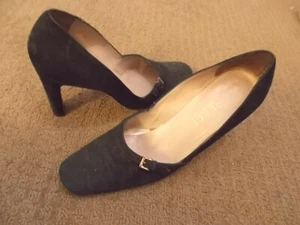 GUCCI Black Suede Side Buckle Heels Pumps Sz 7 1/2 B - Picture 1 of 5