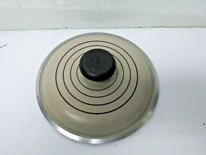 Utensilios de cocina de aluminio Club vintage bronceados con anillos marrones tapa de 8 pulgadas solo excelente estado T65 - Imagen 1 de 3