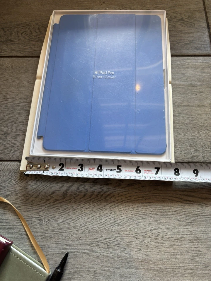 Apple Leather Smart Cover for 10.5-inch iPad Pro - Electric Blue - Image 1 of 4